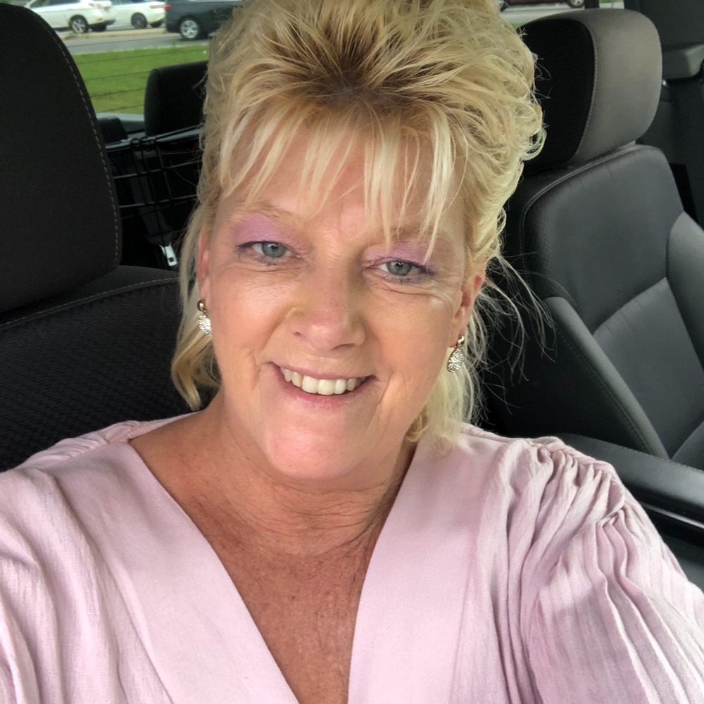 Meet your Posher, Darlene